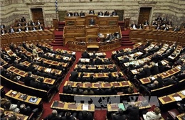 Hy Lạp thông qua ngân sách khắc khổ năm 2016